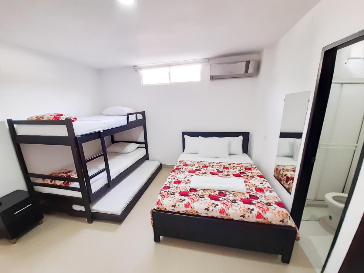 Hostal Vina Del Mar Taganga Bagian luar foto