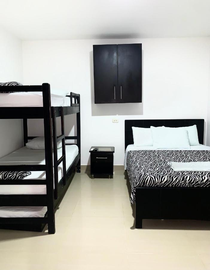 Hostal Vina Del Mar Taganga Bagian luar foto