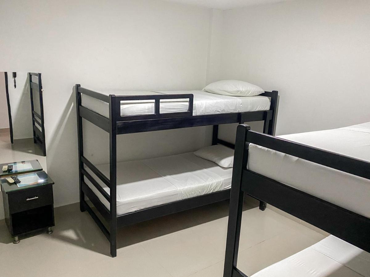 Hostal Vina Del Mar Taganga Bagian luar foto